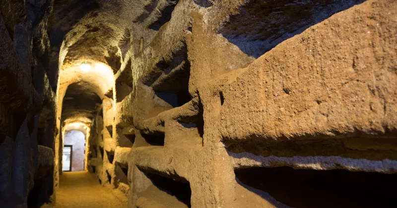 Rome: Catacombs Guided Tour with Transfer & Capuchin Option